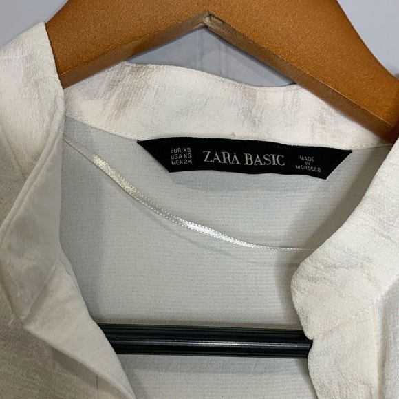 Zara Basic Blouse - Picture 3 of 3